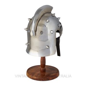 Miniature Gladiator Maximus Decimus Meridius Helmet