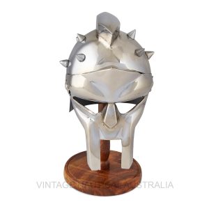 Miniature Gladiator Maximus Decimus Meridius Helmet